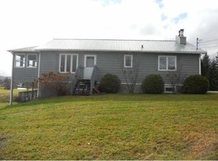 5 Turnpike Rd, Jefferson, NH 03583