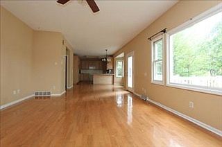 4th image of 5569 Bentbrook St SE