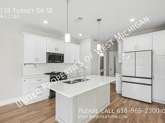5th image of 3136 Turret Dr