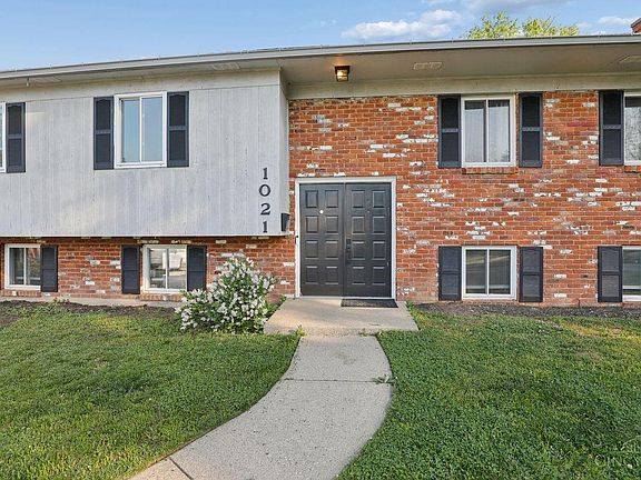 2nd image of 1021 Stanwood Dr