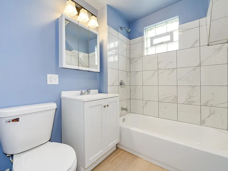 1720 N Saint Louis Ave #2 — Photo 10