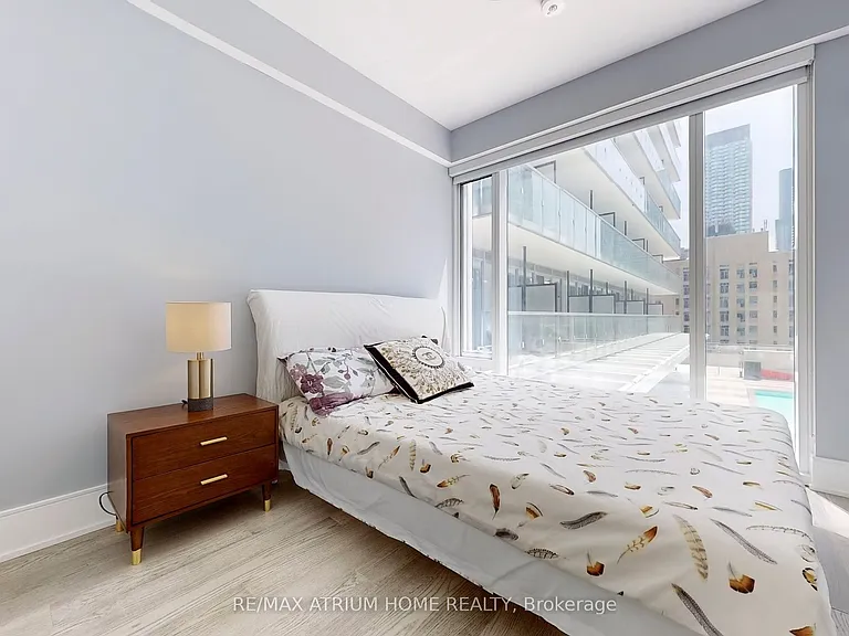 1 Gloucester St #715 — Photo 28