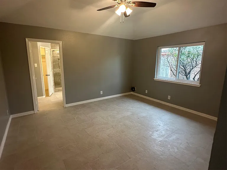 501 Cindyrella Dr — Photo 10