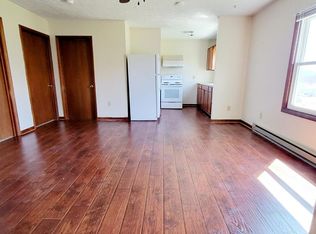 5 South St APT 3, Hancock, MD 21750
