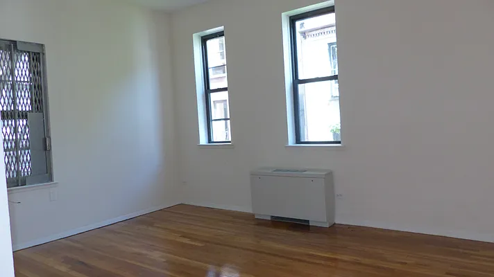 Rented by Immac Realty | media 42