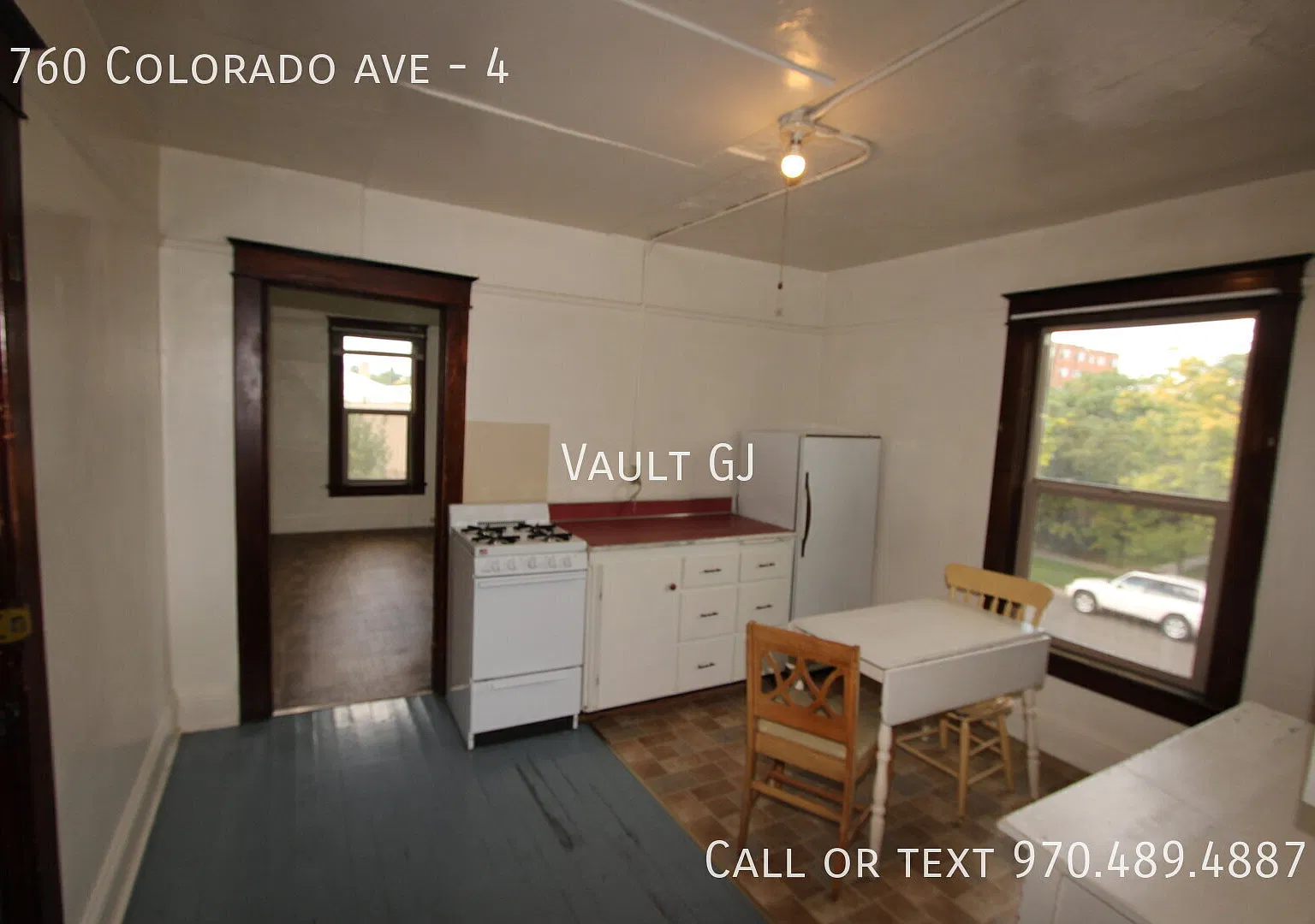 All Utilities Included Studio Apartment Great Location And Price — Photo 1
