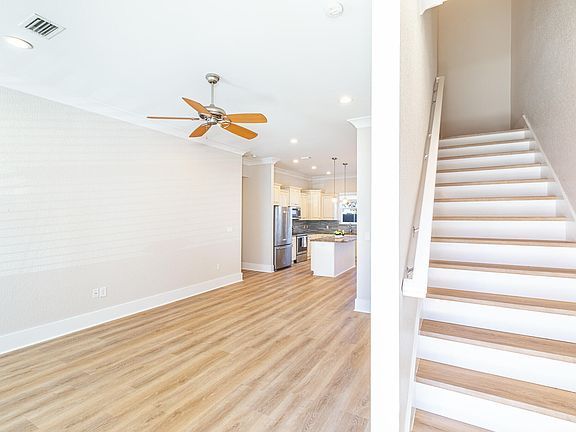 3rd image of 995 Airport Rd Unit 54