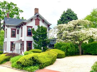 70 E Main St, Oyster Bay, NY 11771