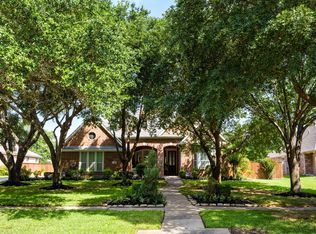 903 Lake Grayson Dr, Katy, TX 77494