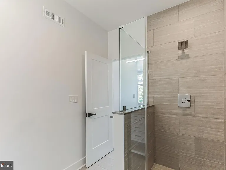 New Construction Breweytown Apartments — Photo 14