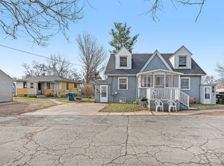 22 Walnut Ct, Battle Creek, MI
