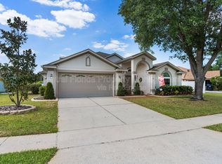 614 Canary Island Ct, Orlando, FL 32828