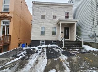 102 2nd Ave, Albany, NY 12202