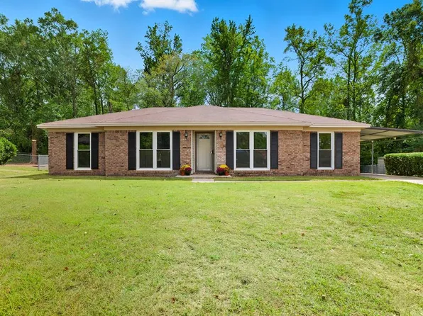 2501 White Chapel Dr, Columbus, GA 31907