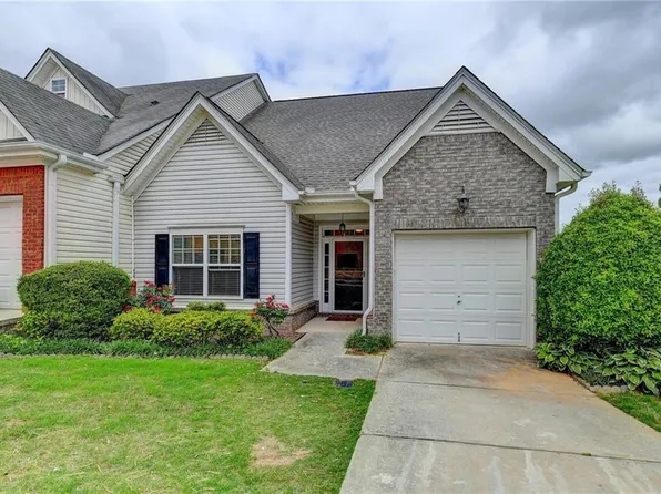 135 Riley Cir, Dawsonville, GA 30534