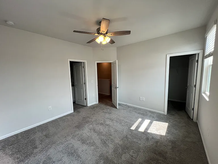 122 Enterprise Dr — Photo 8