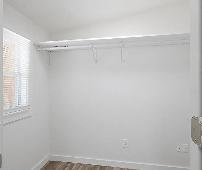 210 N Jackson St #A — Photo 22