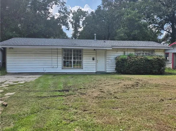 213 N Scanlan St, Hammond, LA 70401