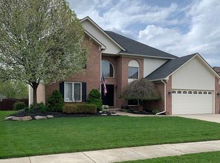 48259 Roosevelt Dr, Macomb, MI 48044