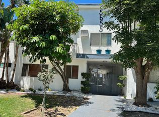 5655 Halbrent Ave #10A, Van Nuys, CA 91411