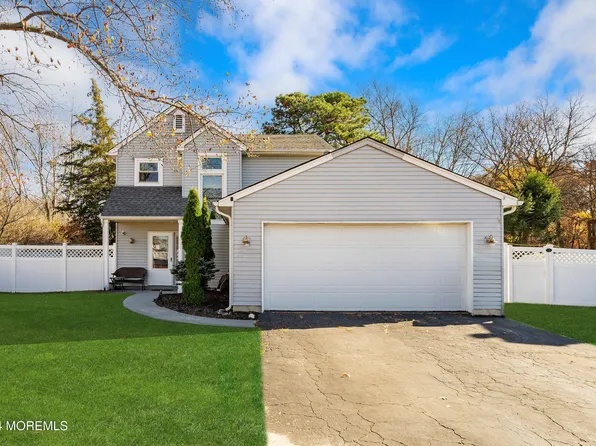 3 Cripple Creek Road, Howell, NJ 07731