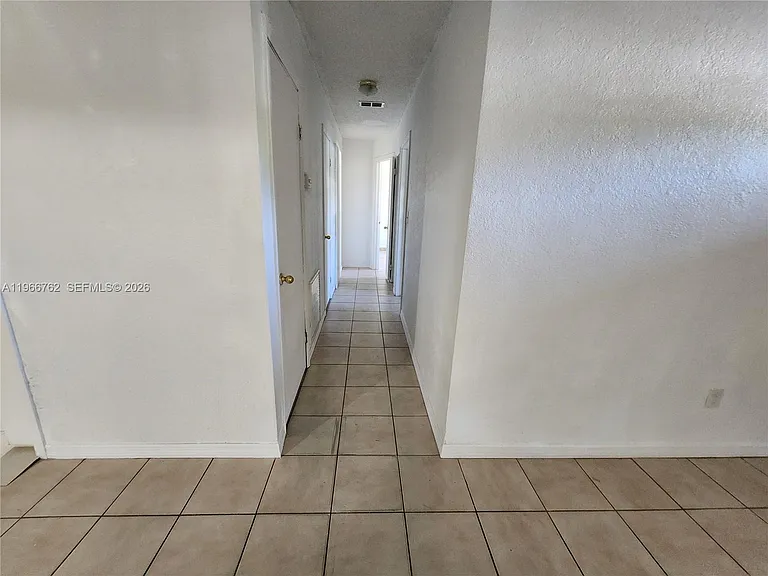 16311 SW 102nd Pl — Photo 10