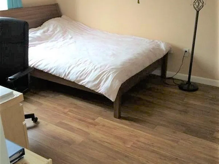 10 Roberts St #21 — Photo 5