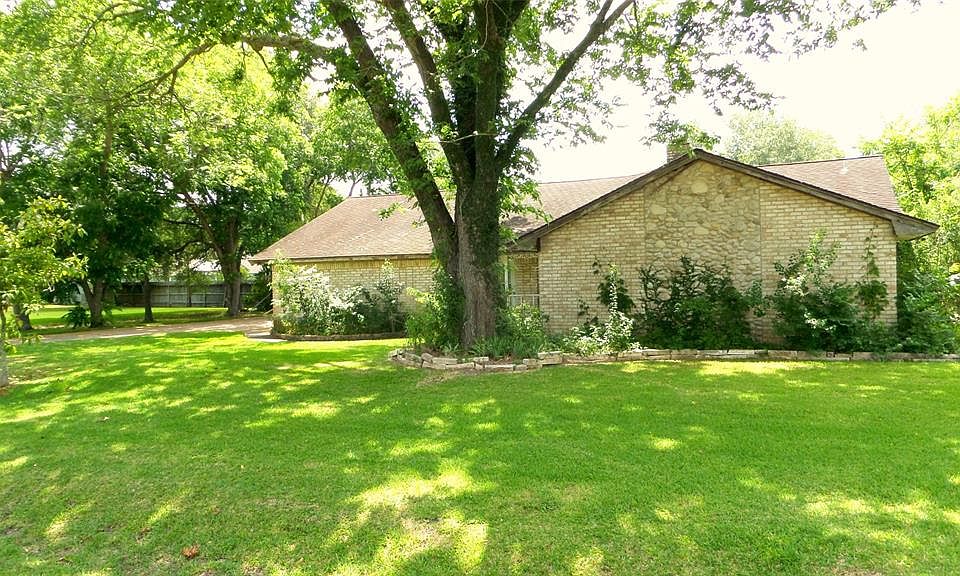 1st image of 4003 Shadycrest Dr