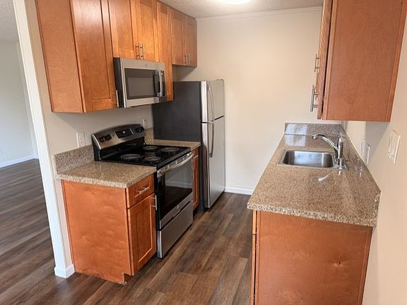 5th image of 1580 Higgins Way APT 2