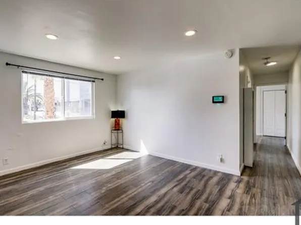 435 W 126th St, Los Angeles, CA 90061