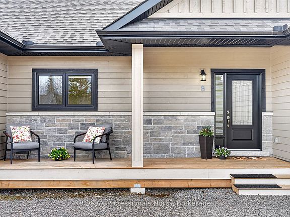 2nd image of 8 Bancroft Ridge Dr