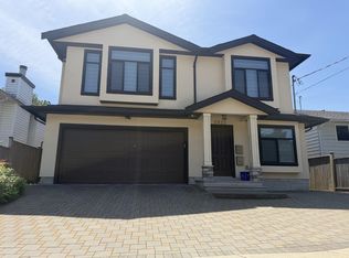 2822 Glen Dr, Coquitlam, BC V3B 0A4