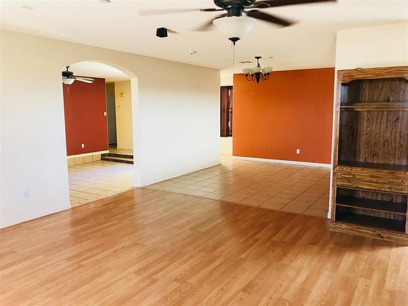 3rd image of 4178 S Jasmine Ave