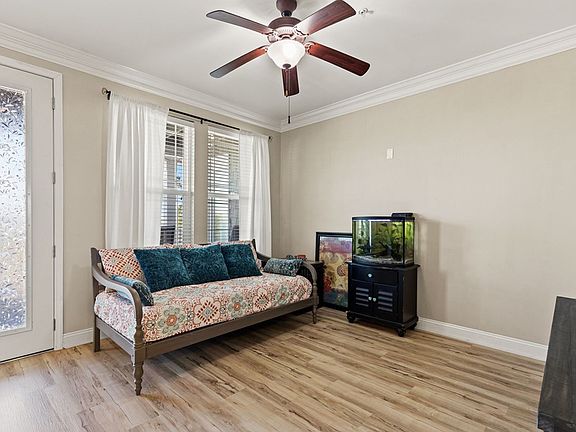 4th image of 1120 15th St Unit 3B