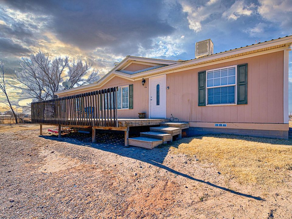 1st image of 4 Alamo Ln