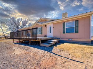 4 Alamo Ln, Los Lunas, NM 87031