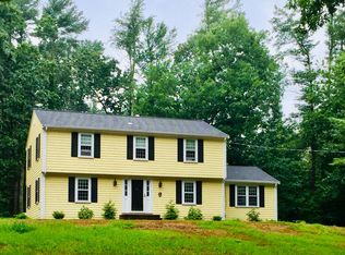 90 Stagecoach Rd, Duxbury, MA 02332