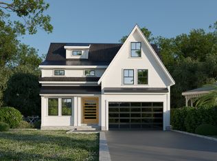 57 Beaumont Place, Fairfield, CT 06824