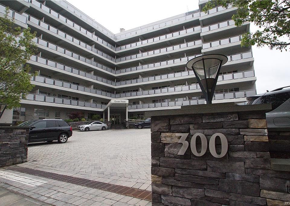 1st image of 300 Martine Ave APT 6F