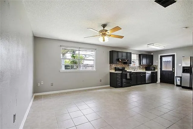 3 bed, 1.5 bath, 1511 sqft, $1,600 — Photo 3
