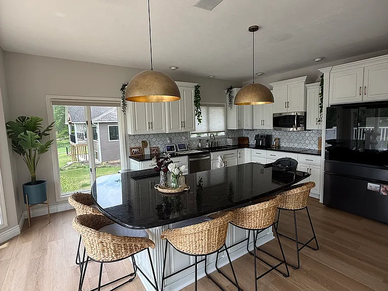 13 W Fairview Ln — Photo 8