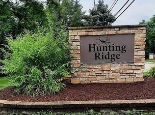 2455 Brook Ledge Rd APT 13B, Bridgeville, PA 15017