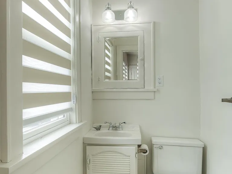 5101 Webster St — Photo 19