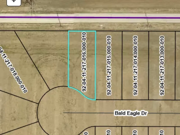 1052 Bald Eagle Dr #16, Churubusco, IN 46723