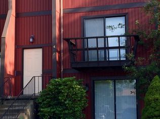 403 Parkwood Dr, Cranberry Twp, PA 16066
