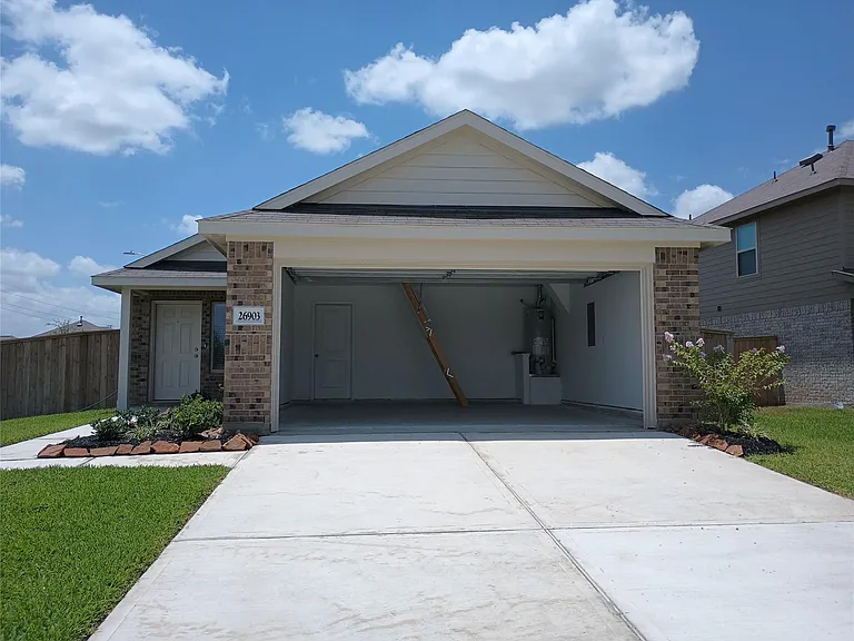 26903 Vista Harbor Dr — Photo 1