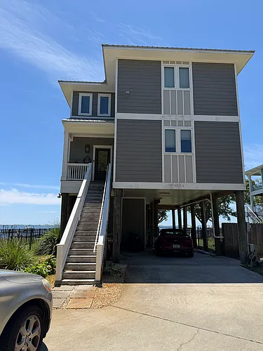 5133 Soundside Dr Photo 1