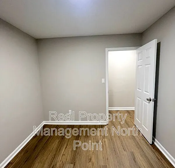 5843 Summerglen Ln — Photo 24