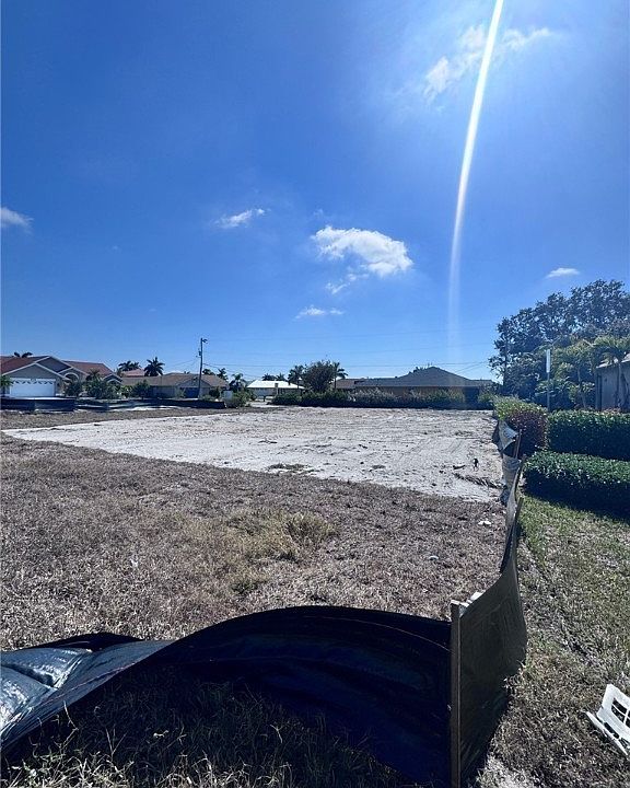 1st image of 1402 Cape Coral Pkwy W