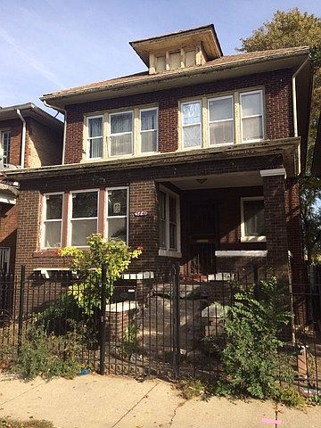 1st image of 5841 S Artesian Ave